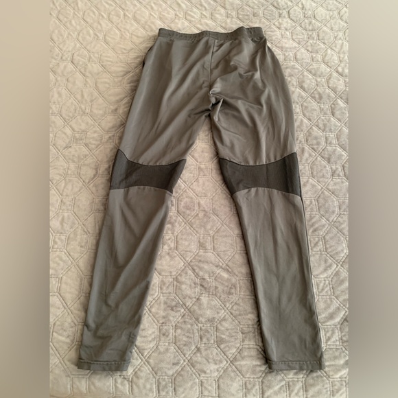 Gymshark women’s leggings - Picture 2 of 4